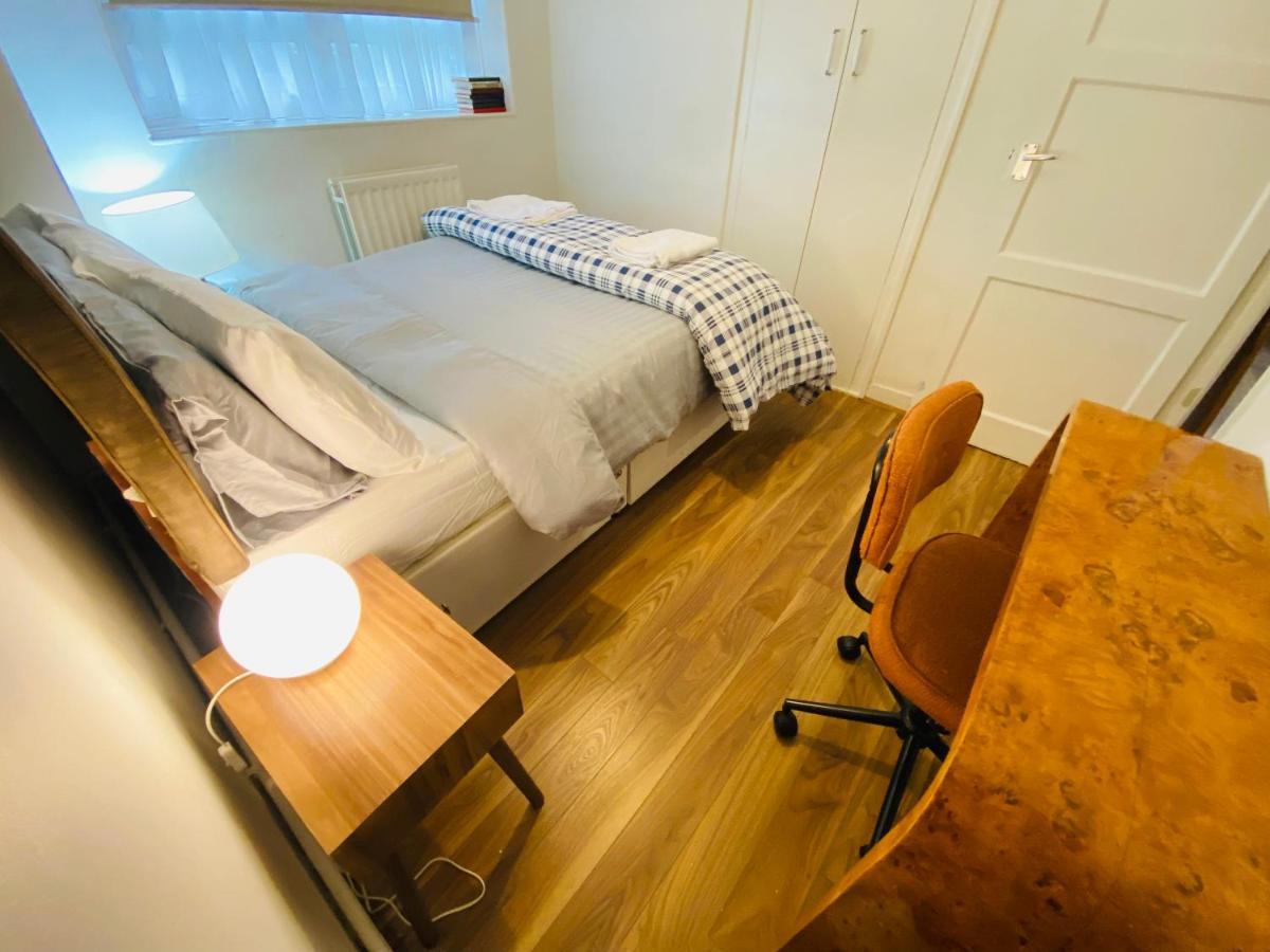 3 Bed Apartment In Camden Londres Exterior foto