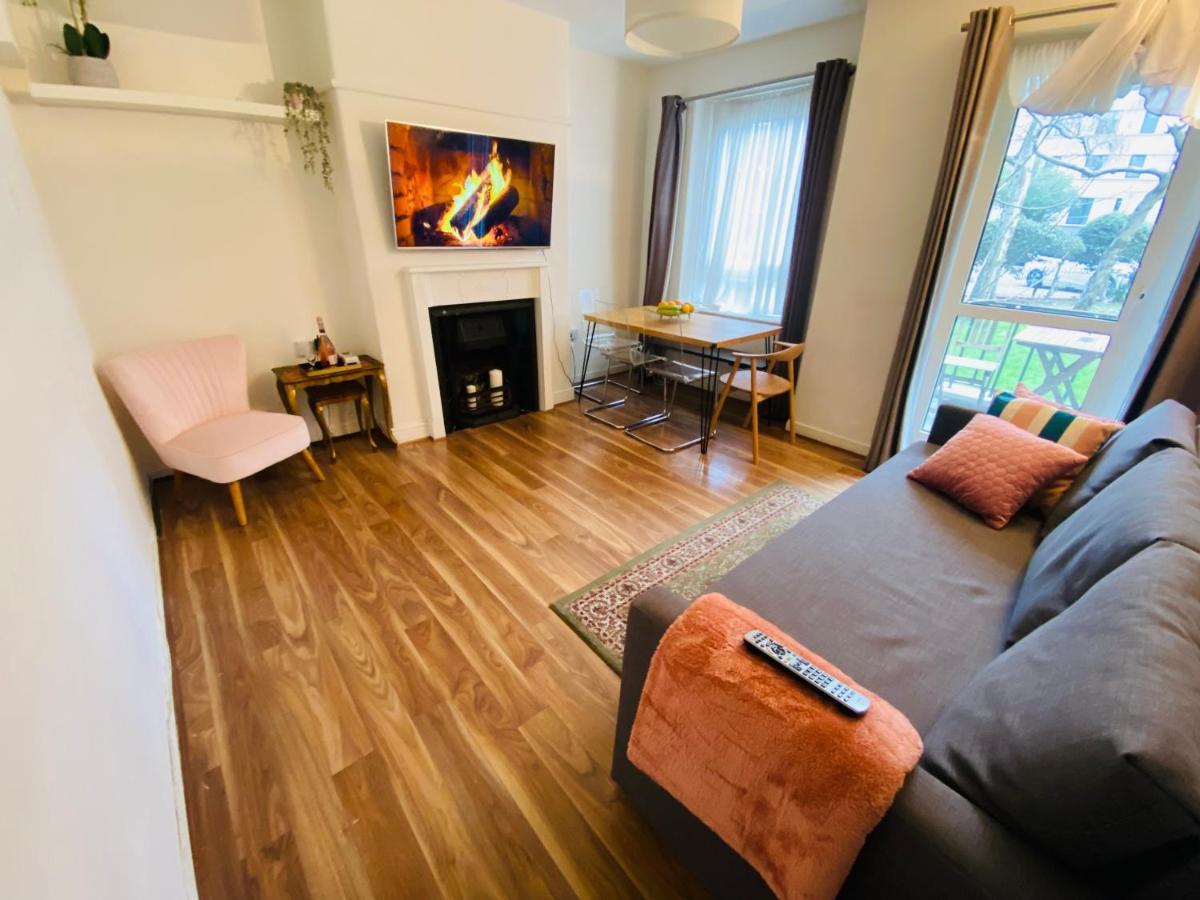 3 Bed Apartment In Camden Londres Exterior foto